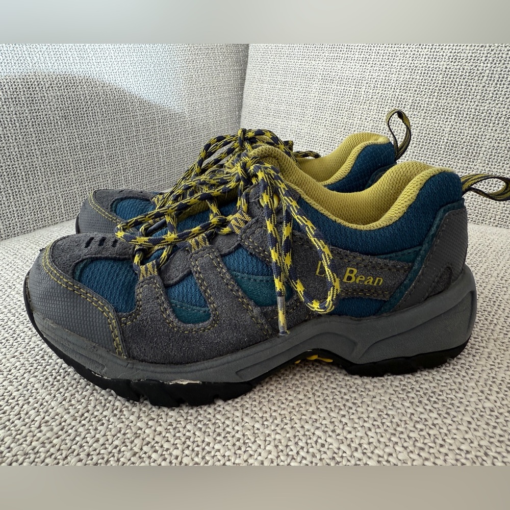 LL Bean Trail Size One